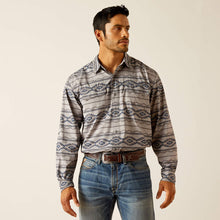 Load image into Gallery viewer, Ariat Mens VentTEK Outbound Classic Fit Shirt.