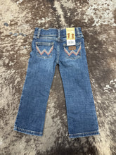 Load image into Gallery viewer, Wrangler Little Girls Boot Cut With Pink Pocket