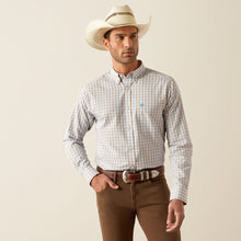Load image into Gallery viewer, Men’s Ariat Brendan Fitted Button Up.
