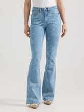 Load image into Gallery viewer, Women’s Wrangler Retro Bailey High Rise Printed Flare Jeans.