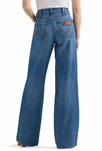 Wrangler Women’s Retro Bailey High Rise Wide Leg Jeans.