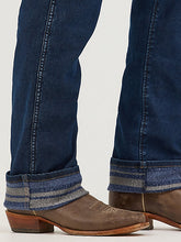 Load image into Gallery viewer, Men’s Wrangler Cowboy Cut Warming Jeans.