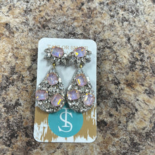 Load image into Gallery viewer, Gianna Beaded Drops.