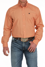 Load image into Gallery viewer, Men’s Corral Geometric Print Button Up.