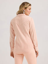 Load image into Gallery viewer, Wrangler Women’s Solid Pink Denim Snap Up.