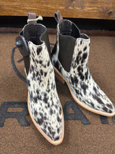 Load image into Gallery viewer, Liberty Black Penny Boots