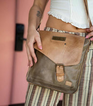 Load image into Gallery viewer, Bed Stu Venice Beach Taupe Oats Rustic Purse
