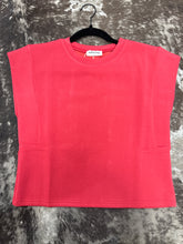 Load image into Gallery viewer, Woman’s Mittoshop Sleeveless Top