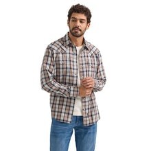 Load image into Gallery viewer, Wrangler Retro Modern Fit Taupe Plaid Shirt.