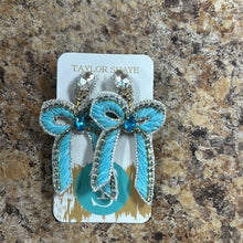 Load image into Gallery viewer, Beaded Bow Drop Earrings.