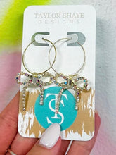 Load image into Gallery viewer, Skye Bow Hoops