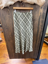 Load image into Gallery viewer, Woven Plaid Black/Green Long Skirt With Elastic Waistband