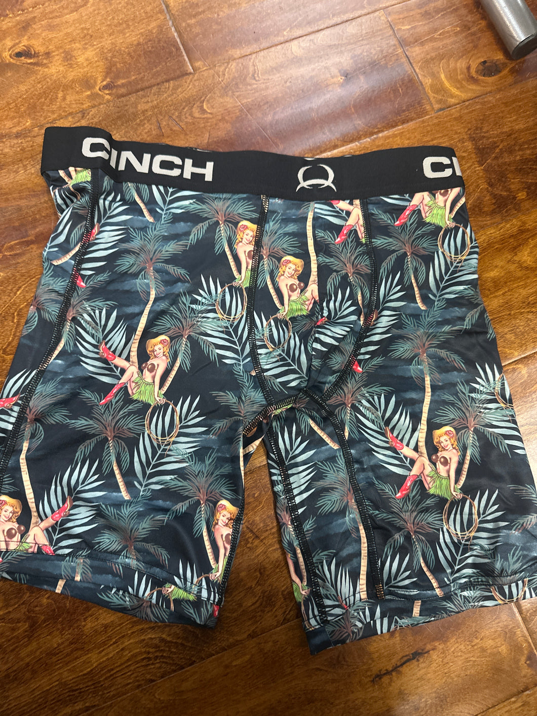 Cinch Hawaiian Coconut Dancer Boxers 9” Seam.