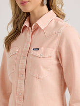 Load image into Gallery viewer, Wrangler Women’s Solid Pink Denim Snap Up.