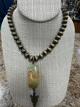 Load image into Gallery viewer, Beaded Stone/Arrowhead Necklace.