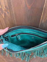 Load image into Gallery viewer, BedStu SilverRock Arctic Teal DD Purse