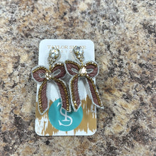 Load image into Gallery viewer, Beaded Bow Drop Earrings.