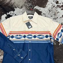 Load image into Gallery viewer, Men’s Distressed Aztec Border LS Snap Up