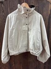 Load image into Gallery viewer, Women’s Contrast Collar Boxy Snap Button Bomber Jacket