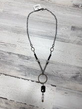 Load image into Gallery viewer, Long Black Gem And Circle Necklace