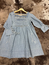 Load image into Gallery viewer, Woman’s Veveret Denim Smocked Babydoll Dress