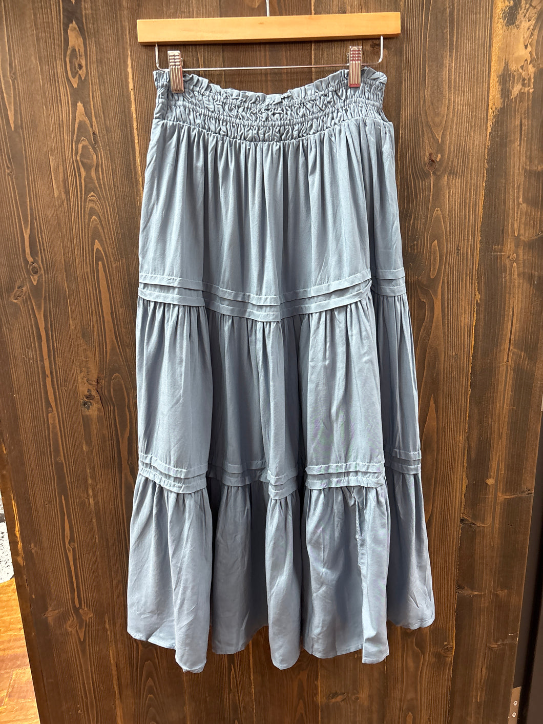 Blue Pleated Detail Tiered Midi Skirt.