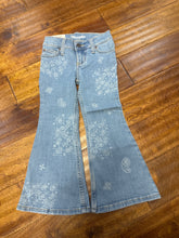 Load image into Gallery viewer, Wrangler Girls Retro Flare Melody Jeans.