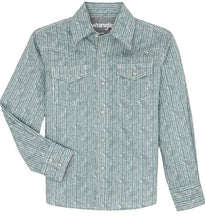 Load image into Gallery viewer, Wrangler Boys 20X Classic Fit Snap Up.