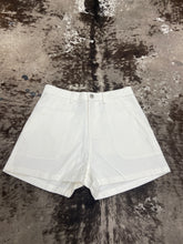 Load image into Gallery viewer, WishList Woman’s Off White Big Pocket Denim Shorts