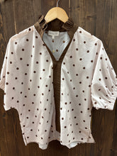 Load image into Gallery viewer, Women’s Pink And Brown Dot Blouse