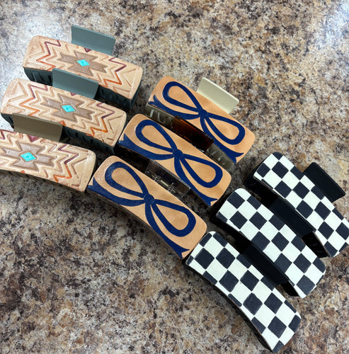 Women’s Hair Clips.