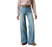 Load image into Gallery viewer, Ariat Ladies Ultra High Rise Luana Oklahoma Wide Leg Jeans