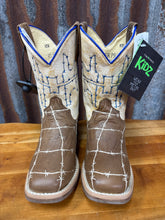 Load image into Gallery viewer, Little Kids Roper Square Toe Rustler Proof/Steer Clear Sole Boot
