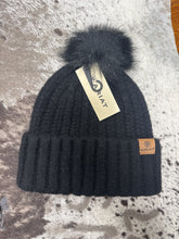 Load image into Gallery viewer, Ariat Women’s Chilton Beanie
