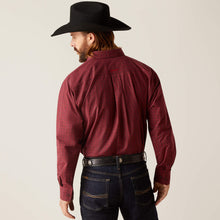 Load image into Gallery viewer, Ariat Pro Series Neal Classic Fit Shirt.