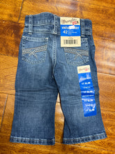 Load image into Gallery viewer, Wrangler Toddler 20X Vintage Boot cut Jeans