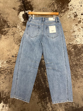 Load image into Gallery viewer, Womens Vervet High Rise Barrel Jeans
