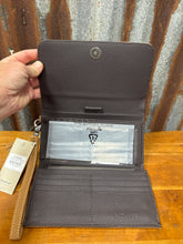 Load image into Gallery viewer, Ariat Ladies Buckle Wallet