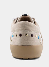Load image into Gallery viewer, ShuShop Woman’s Sierra Light Grey Star Sneaker