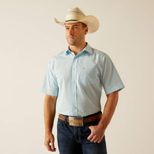 Load image into Gallery viewer, Ariat Sky Pro Series Kristopher Classic Fit Shirt.