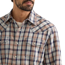 Load image into Gallery viewer, Wrangler Retro Modern Fit Taupe Plaid Shirt.