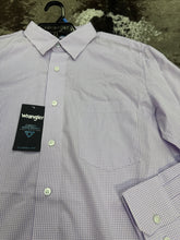 Load image into Gallery viewer, Men’s Wrangler Light Purple LS Button Up