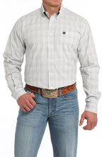 Load image into Gallery viewer, Cinch Men's White Plaid Button Down Shirt.