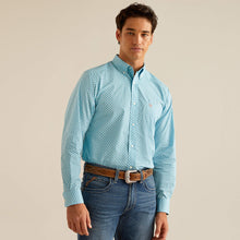 Load image into Gallery viewer, Ariat Kamron Fitted Shirt.