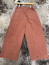 Load image into Gallery viewer, Rusted Oversized Jean