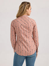 Load image into Gallery viewer, Wrangler Womens Dusty Rose Retro Stripe Snap Up.