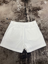 Load image into Gallery viewer, WishList Woman’s Off White Big Pocket Denim Shorts
