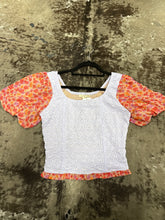 Load image into Gallery viewer, Women’s Floral Bubble Sleeve Lace Top
