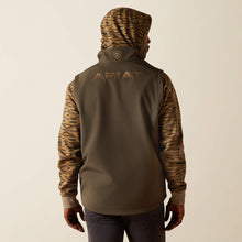 Load image into Gallery viewer, Ariat Mens Dark Green Logo Softshell Vest.