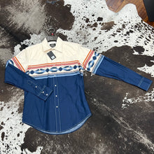 Load image into Gallery viewer, Men’s Distressed Aztec Border LS Snap Up